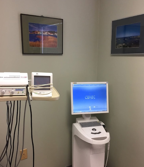 Quinsigamond Dental | Dentures, Invisalign reg and Periodontal Treatment